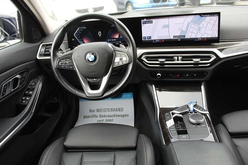 Gebraucht BMW 330 286 PS (210 kW) 2023 Tansanitblau ii metallic Kombi