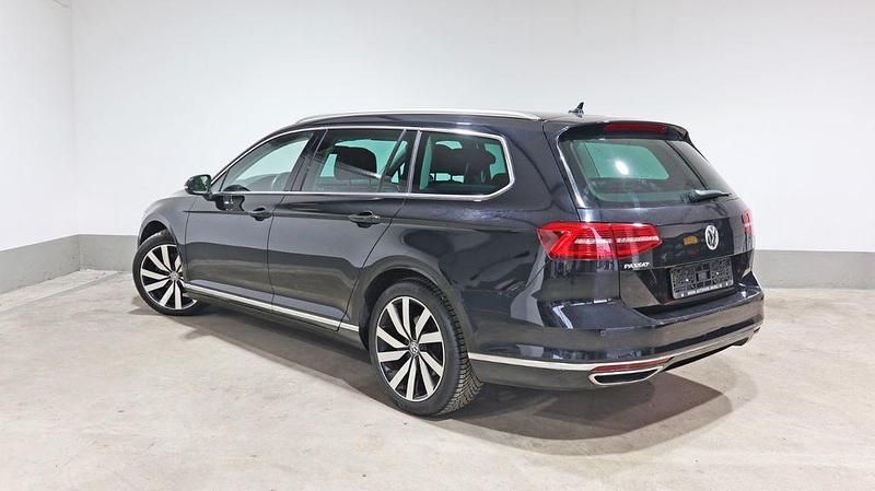 Gebraucht VW Passat Highline 190 PS (139 kW) 2018 Schwarz Kombi