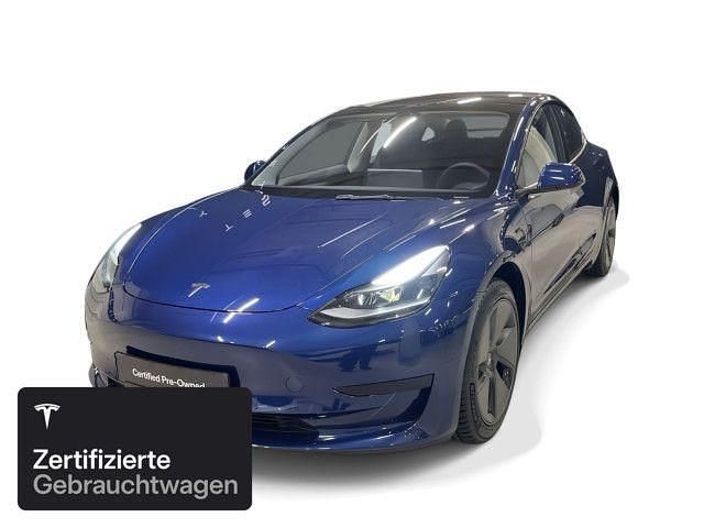 Deep blue metallic Gebraucht 2021 Tesla Model 3 RWD Limousine | 25.100 € (Fairer Preis) - Bild 1/4
