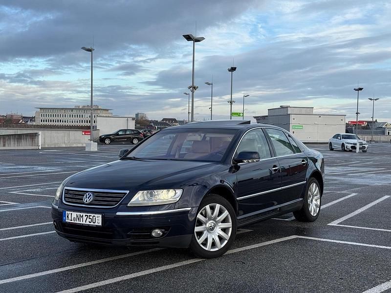 Blau Gebraucht 2006 VW Phaeton Limousine | 5.500 € - Bild 1/4