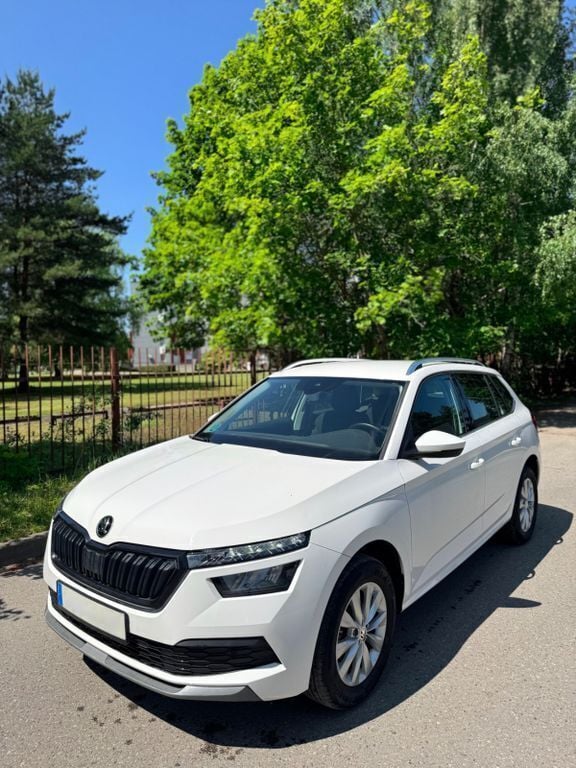 Weiß Gebraucht 2021 Skoda Kamiq ScoutLine SUV | 17.000 € (Superpreis) - Bild 1/4