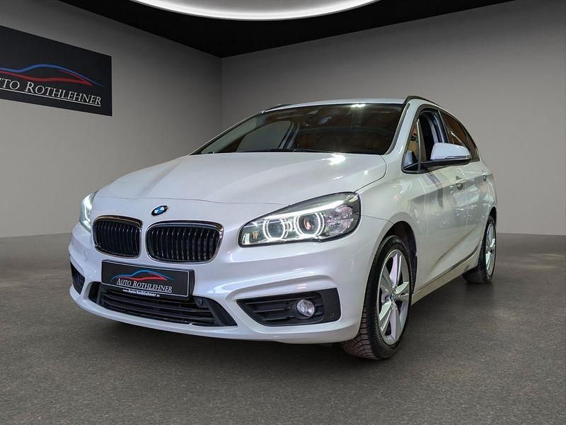 Gebraucht BMW 220 Advantage 190 PS (139 kW) 2015 Weiß Van / Kleinbus