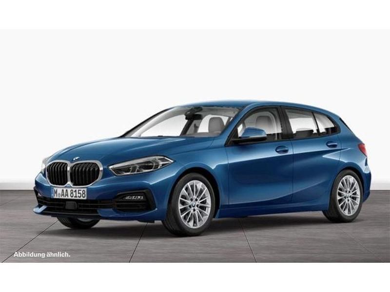 Phytonicblau Gebraucht 2022 BMW 118 Advantage Kleinwagen | 22.850 € (Fairer Preis) - Bild 1/3