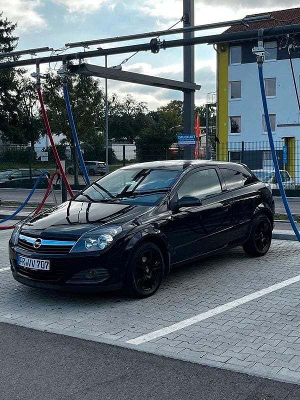 Gebraucht Opel Astra GTC Sport 140 PS (102 kW) 2006 Schwarz Coupé