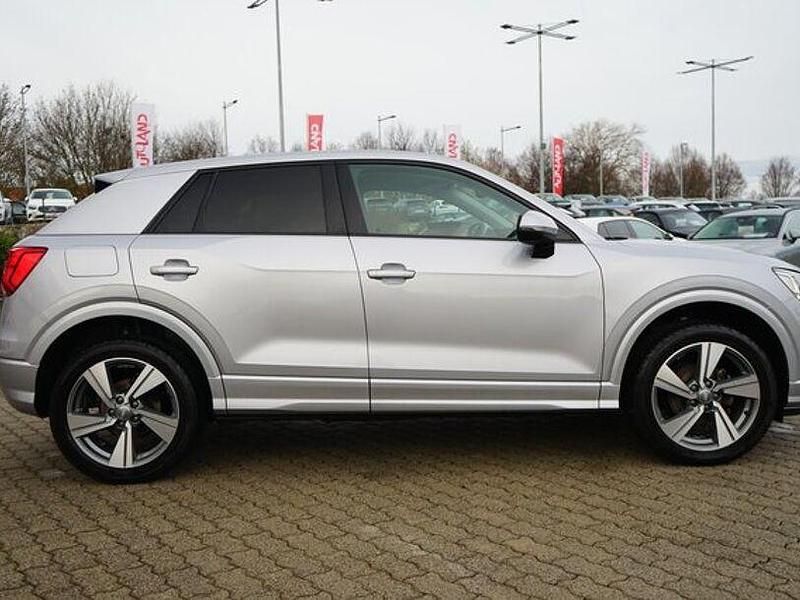 Gebraucht Audi Q2 Sport 150 PS (110 kW) 2020 Silber SUV
