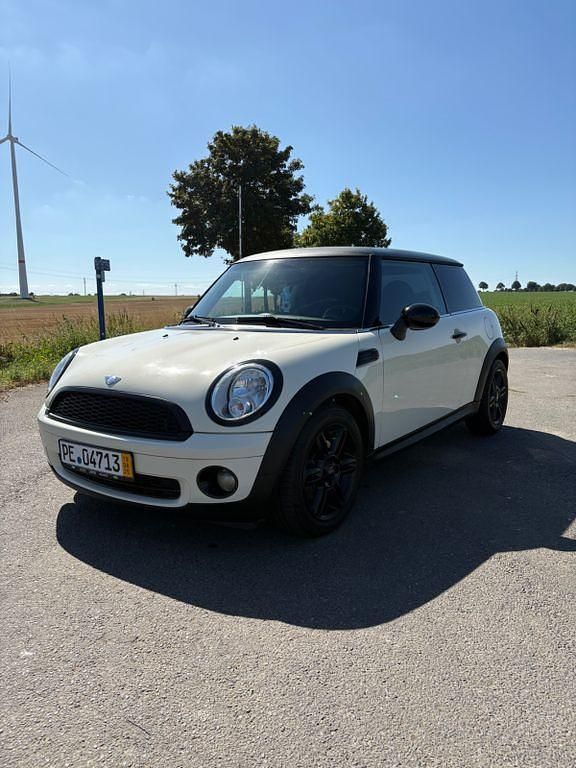 Second-hand Mini ONE 95 CP (69 kW) 2007 Alb Hatchback