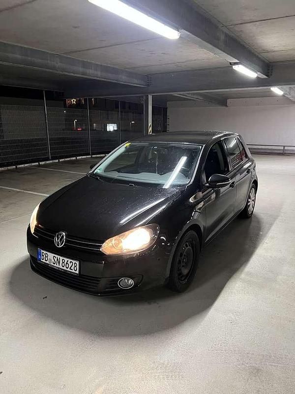 Gebraucht VW Golf VI Team 105 PS (77 kW) 2010 Kleinwagen