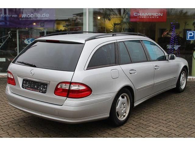 Gebraucht Mercedes E320 Avantgarde 224 PS (164 kW) 2005 Kombi