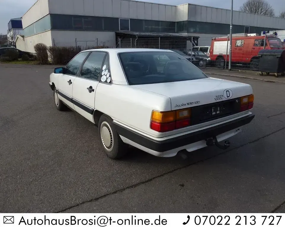 Occasion Audi 100 137 ch (100 kW) 1987 Blanc Berline