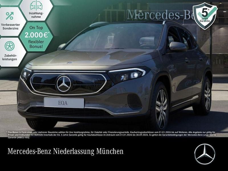 Grau Gebraucht 2021 Mercedes EQA250 Progressive SUV | 27.990 € (Fairer Preis) - Bild 1/3