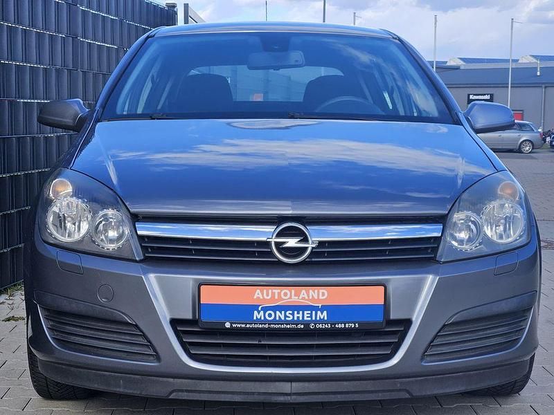 Gebraucht Opel Astra Edition 105 PS (77 kW) 2006 Grau Limousine
