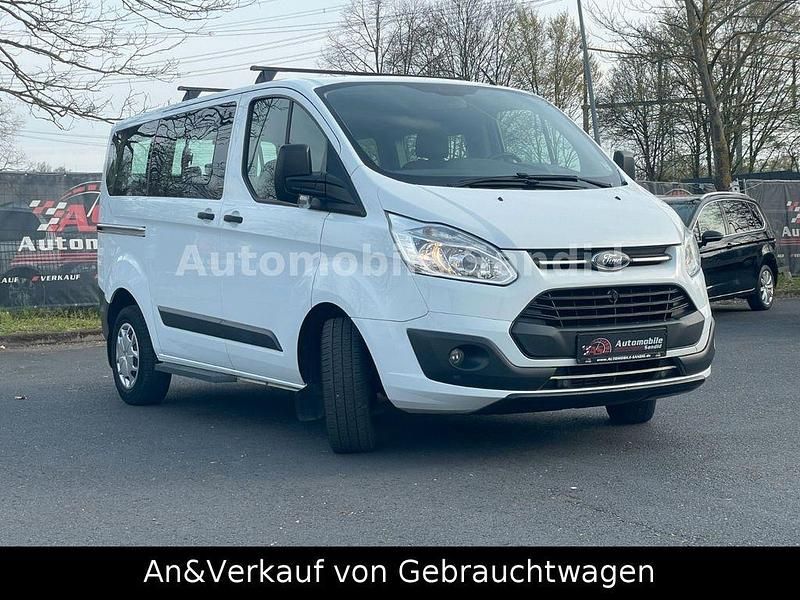 Gebraucht Ford Tourneo 105 PS (77 kW) 2017 Weiß Kombi
