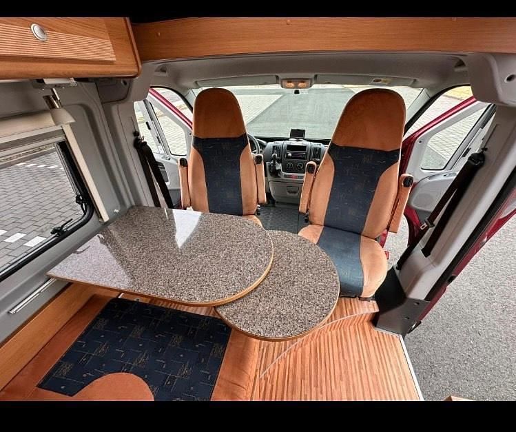 Gebraucht Fiat Ducato 120 PS (88 kW) 2010 Rot Van