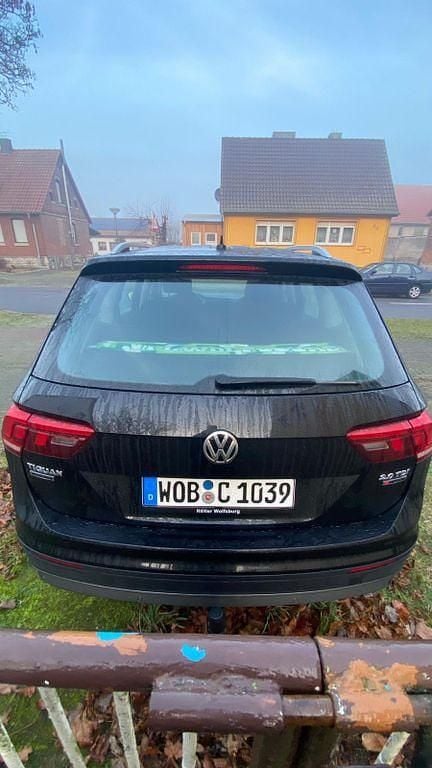 Gebraucht VW Tiguan Allspace Comfortline 150 PS (110 kW) 2018 Schwarz SUV