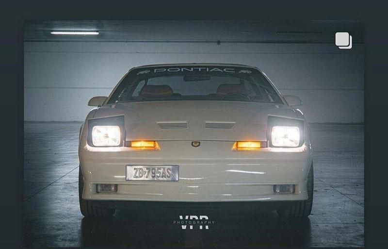 Weiß Gebraucht 1989 Pontiac Trans Am | 49.000 € - Bild 1/4