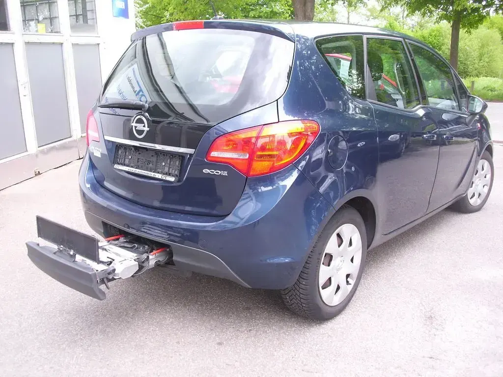 Gebraucht Opel Meriva Edition 101 PS (74 kW) 2012 Blau Van / Kleinbus