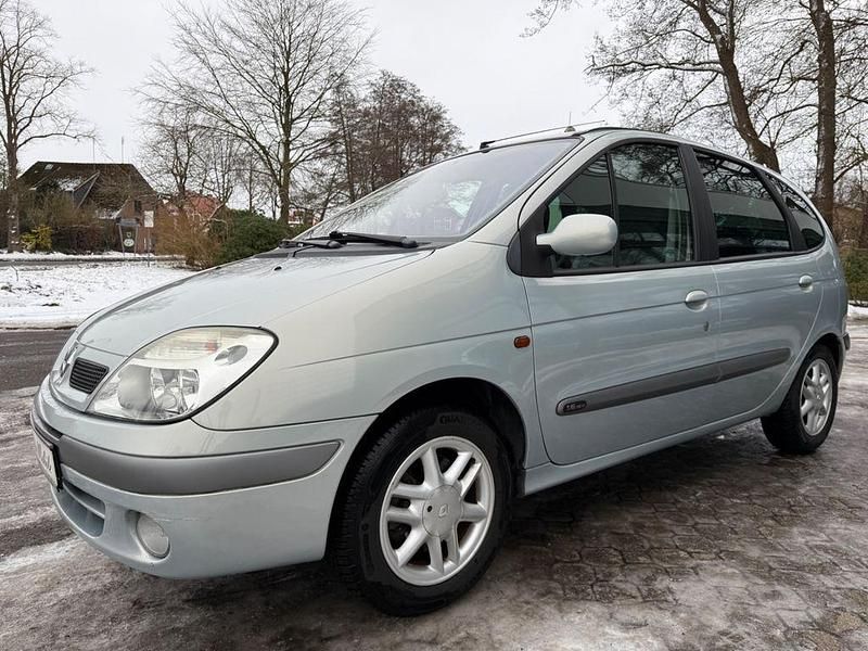 Gebraucht Renault Scénic Expression 107 PS (78 kW) 2002 Silber Van / Kleinbus