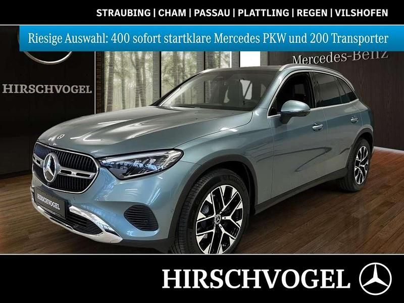Metalliclack verdesilber Gebraucht 2024 Mercedes GLC220 Avantgarde SUV | 55.490 € (Superpreis) - Bild 1/4