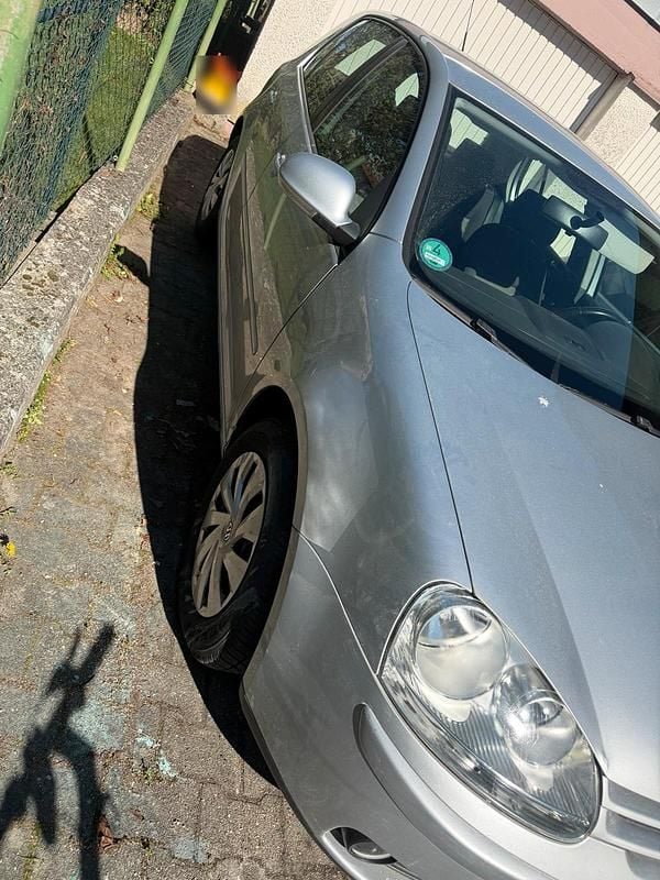 Second-hand VW Golf V 80 CP (58 kW) 2007 Argintiu Hatchback