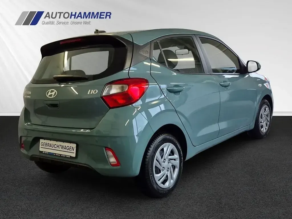 Gebraucht Hyundai i10 Select 63 PS (46 kW) 2025 Grün Kleinwagen