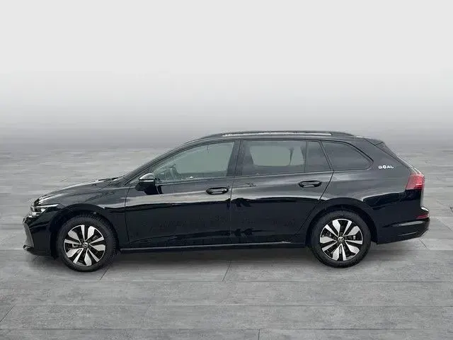 Gebraucht VW Golf VIII 150 PS (110 kW) 2025 Schwarz Kombi