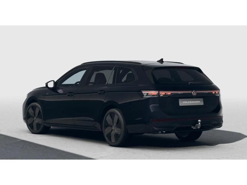 Neu VW Passat R-line 193 PS (141 kW) 2026 Schwarz Kombi