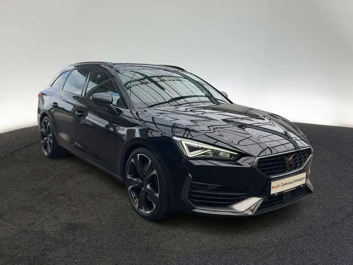 Gebraucht Cupra Leon VZ 310 PS (228 kW) 2023 Midnight schwarz metallic Kombi
