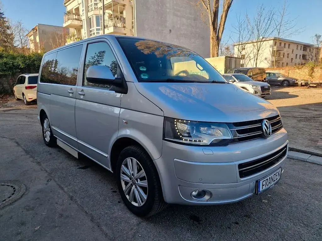 Gebraucht VW Multivan 179 PS (131 kW) 2014 Silber Van / Kleinbus