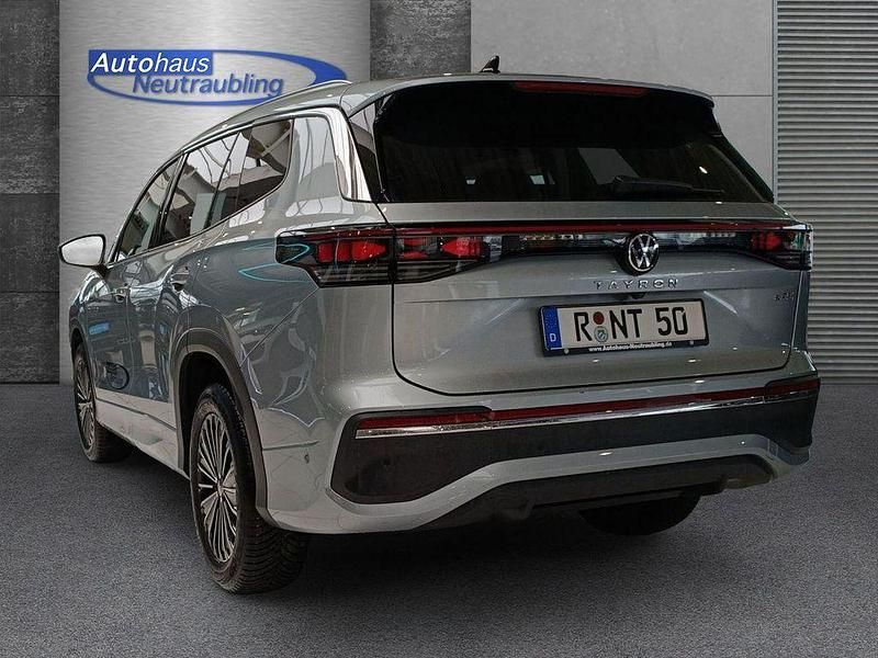 Gebraucht VW Tayron Elegance 150 PS (110 kW) 2025 (silber) oyster silver SUV