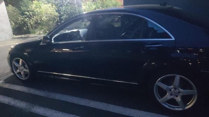 Schwarz Gebraucht 2010 Mercedes S450 Limousine | 8.999 € - Bild 1/4