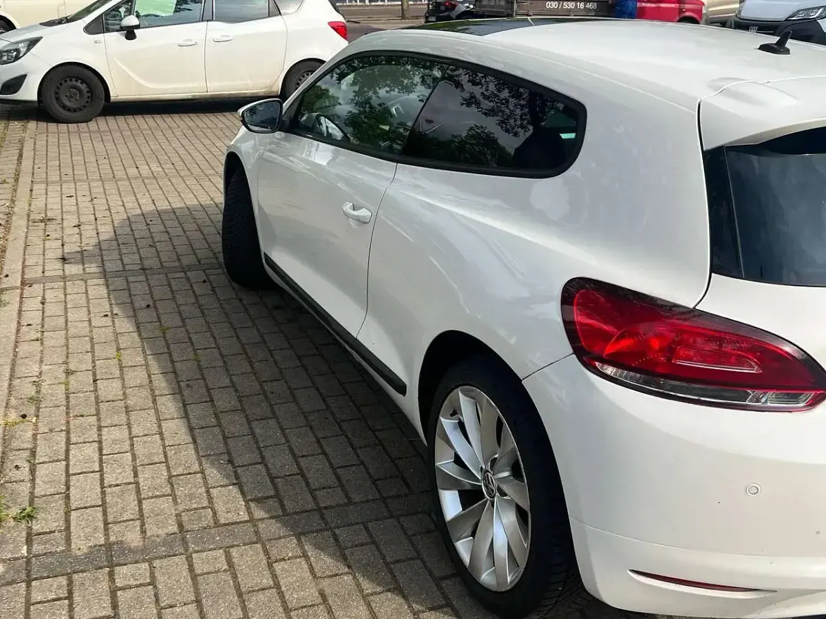 Gebraucht VW Scirocco 122 PS (89 kW) 2010 Weiß Coupé