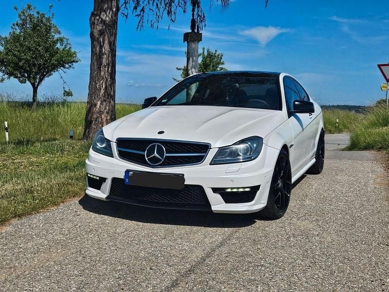 Gebraucht Mercedes C63 AMG AMG 457 PS (336 kW) 2012 Weiß Coupé