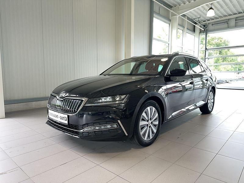 Schwarz Gebraucht 2021 Skoda Superb Style Kombi | 25.990 € (Fairer Preis) - Bild 1/4
