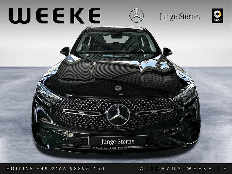 Gebraucht Mercedes GLC300 AMG 258 PS (189 kW) 2024 Schwarz SUV