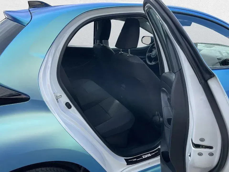 Gebraucht Mazda 2 92 PS (67 kW) 2023 Oracal blue  lunar white Kleinwagen