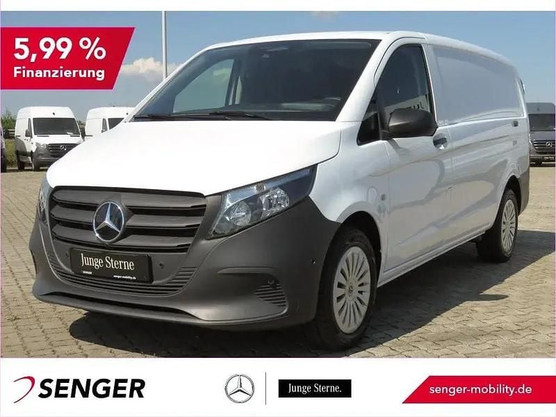 Weiß Gebraucht 2024 Mercedes Vito Van / Kleinbus | 35.403 € (Guter Preis) - Bild 1/1