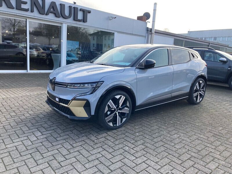 Gebraucht Renault Megane E-Tech Iconic 160 kW (218 PS) 2023 Grau grau kqj + schwarz gne Limousine