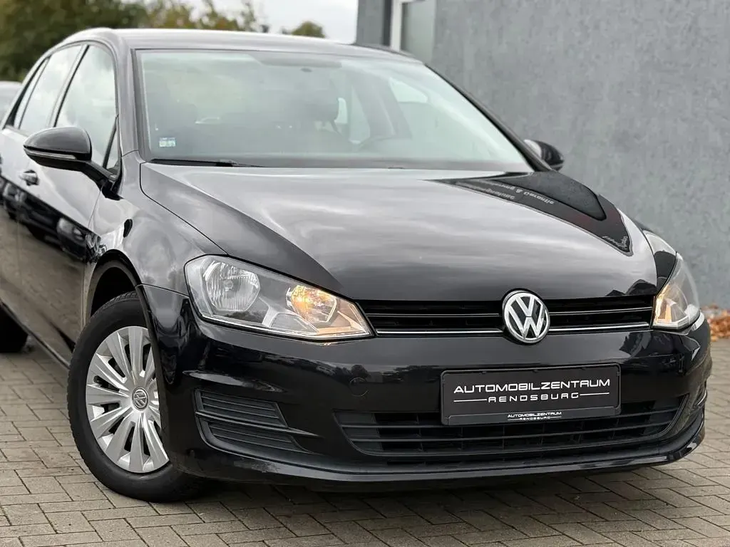 Gebraucht VW Golf VII Trendline 86 PS (63 kW) 2013 Schwarz Limousine