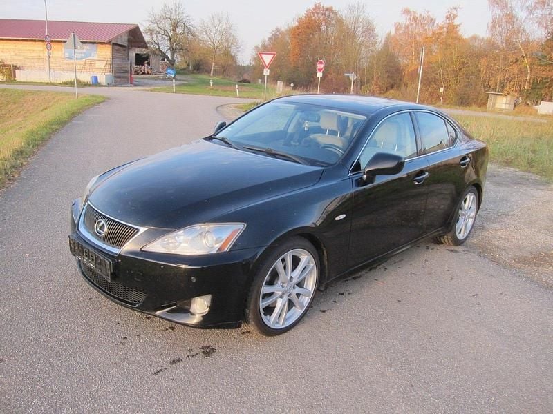 Schwarz Gebraucht 2008 Lexus IS250 Limousine | 5.490 € (Guter Preis) - Bild 1/4