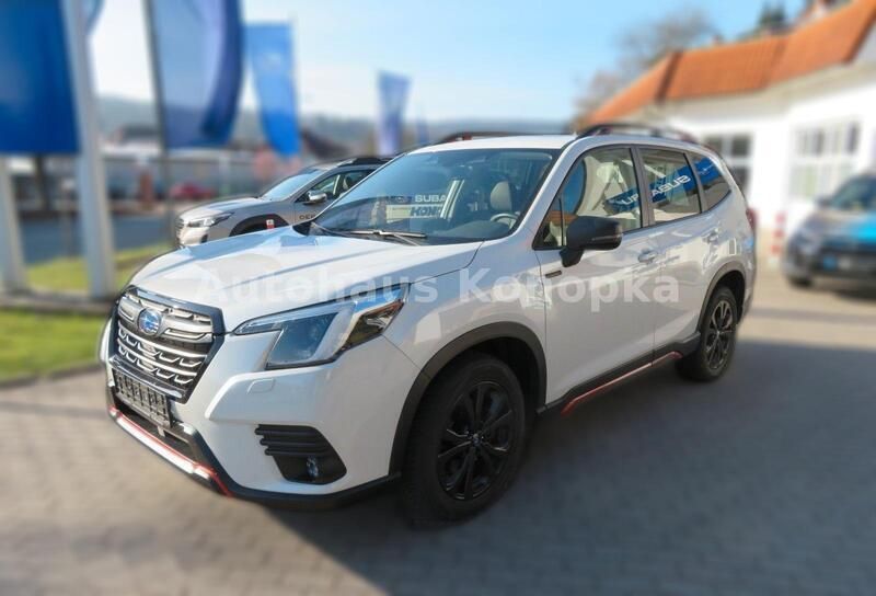Diverse metallic Gebraucht 2023 Subaru Forester Exclusive+ SUV | 38.740 € - Bild 1/4
