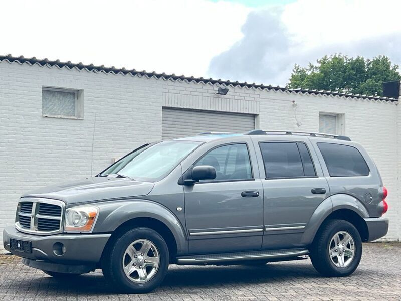 Grau Gebraucht 2008 Dodge Durango SUV | 6.900 € - Bild 1/4