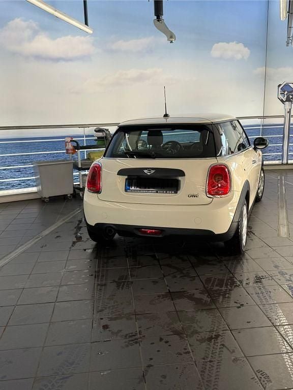 Gebraucht Mini ONE 75 PS (55 kW) 2015 Weiß Kleinwagen