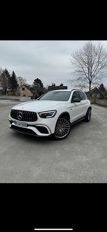 Weiß Gebraucht 2020 Mercedes GLC63 AMG SUV | 49.900 € (Guter Preis) - Bild 1/4