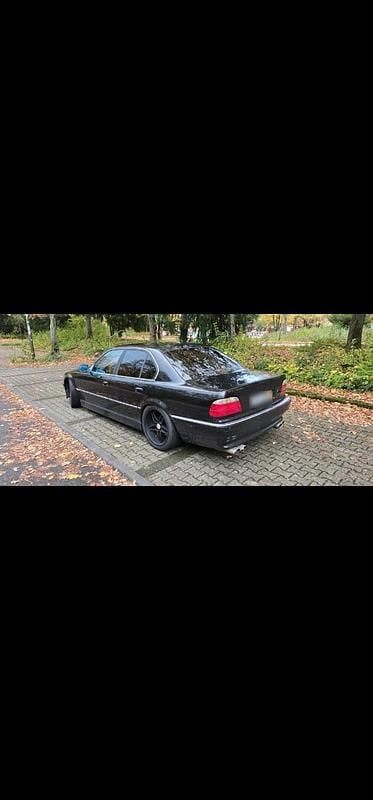 Gebraucht BMW 735 235 PS (172 kW) 1998 Schwarz Limousine