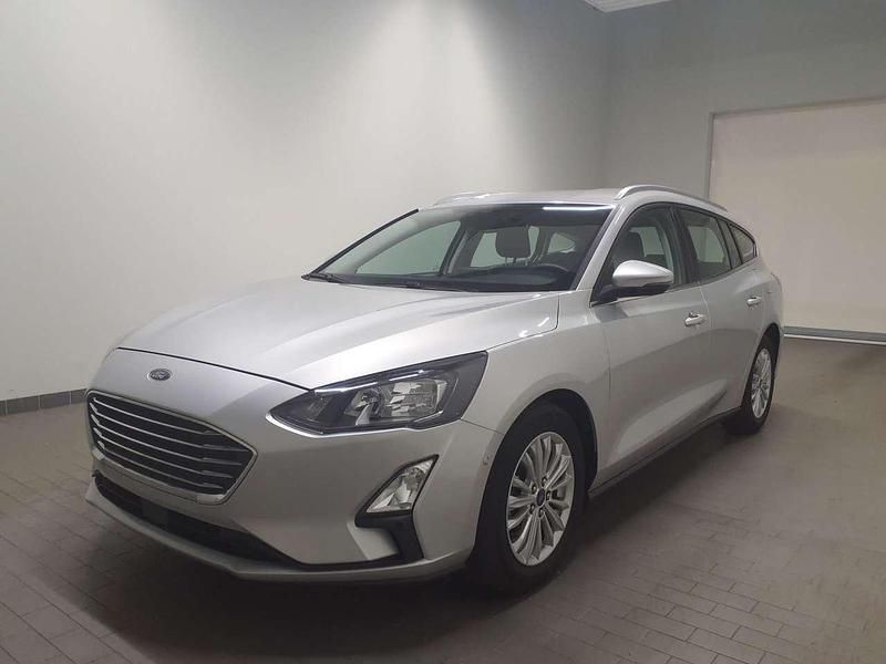 Polar silber Gebraucht 2021 Ford Focus Titanium Kombi | 11.990 € (Guter Preis) - Bild 1/4