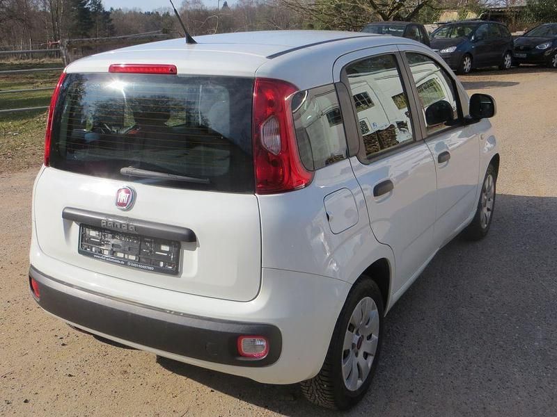 Gebraucht Fiat Panda Pop 69 PS (50 kW) 2014 Weiß Kleinwagen
