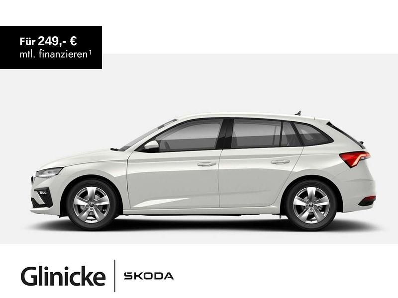 Candyweiss Neu 2025 Skoda Scala Essence Kleinwagen | 22.990 € (Etwas zu teuer) - Bild 1/4