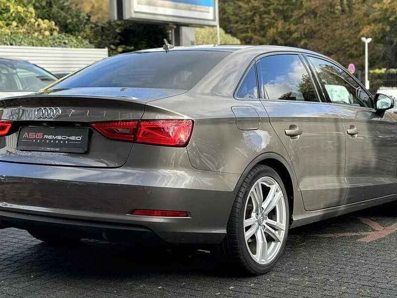 Gebraucht Audi A3 S-Line 150 PS (110 kW) 2014 Grau Limousine