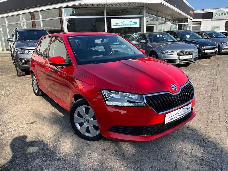 Gebraucht Skoda Fabia Cool Plus 60 PS (44 kW) 2021 Corridarot Kleinwagen