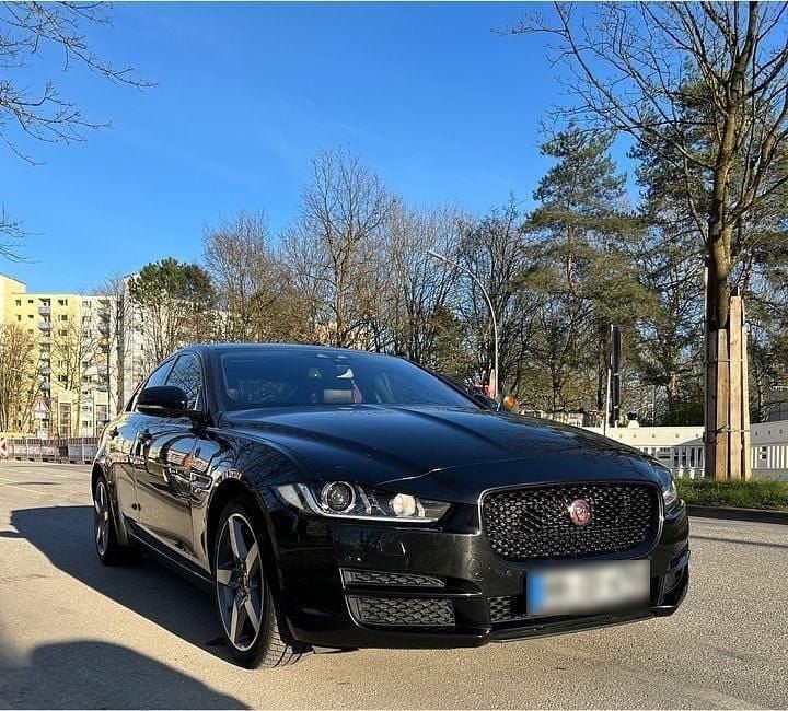 Gebraucht Jaguar XE 200 PS (147 kW) 2017 Schwarz Limousine